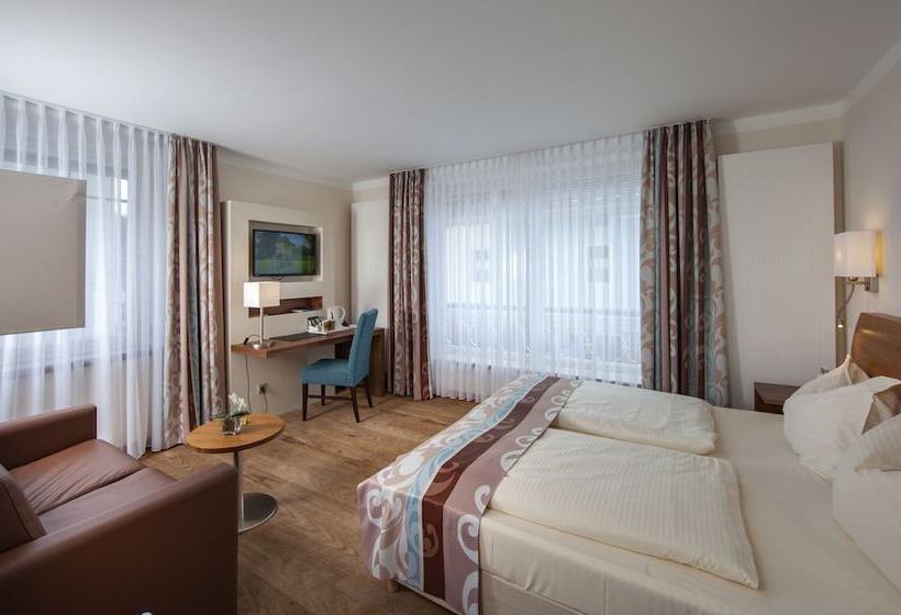 デラックスルーム, Greinwald