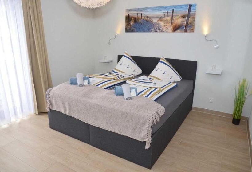 اتاق استاندارد, Neptuns Ankerplatz & Zur Seerobbe