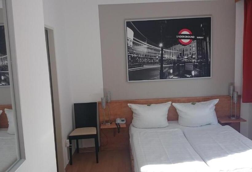 스탠다드 룸, Novostar