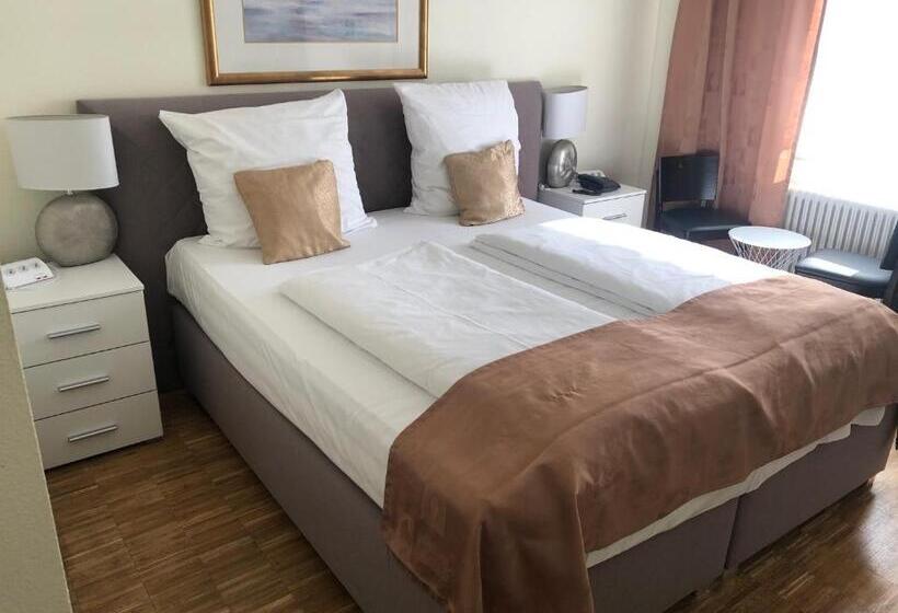 스탠다드 룸, Post