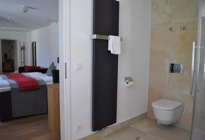 Junior suite with river view, Schloß Ort