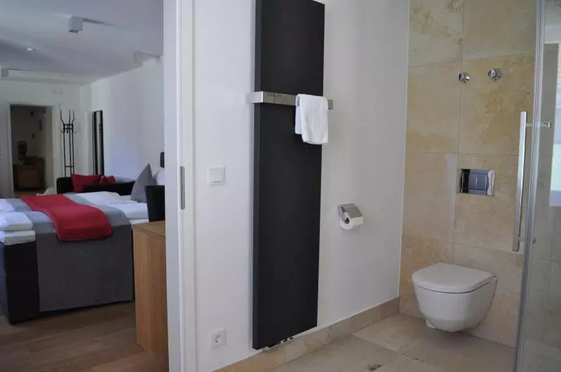 اتاق راحتی, Schloß Ort