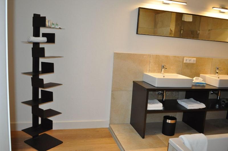 סוויטת ג'וניור, Schloß Ort