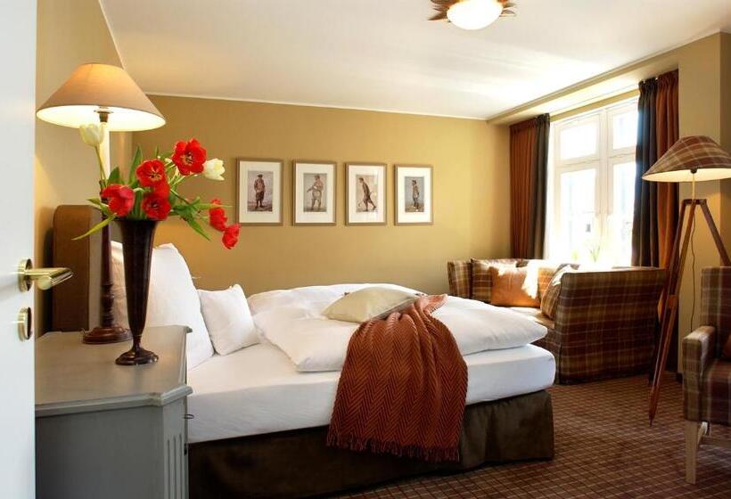 标准单人间, Schloss Eberstein