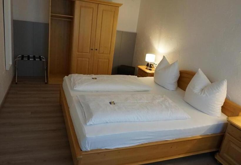 חדר אקונומי, Sonnenbichl