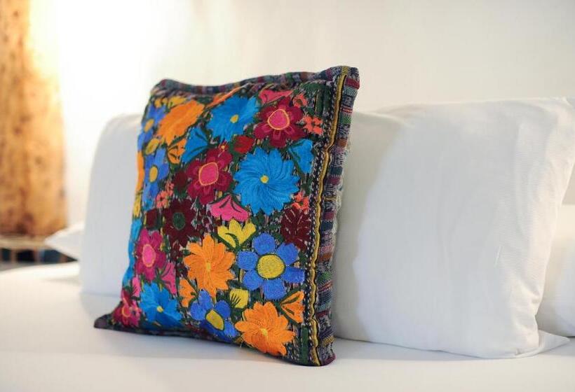 Номер Стандарт Боковой Вид на Море, Zamas