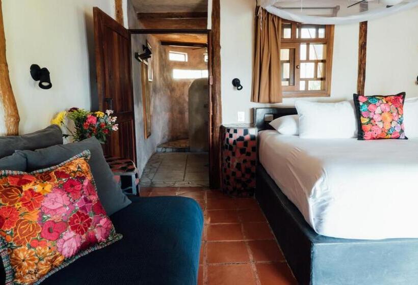 Бунгало Стандарт Вид на Море, Zamas