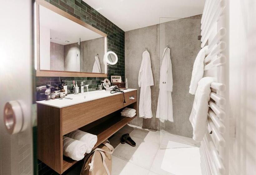 Стандартный Номер Кровать Кинг, Zumoxn