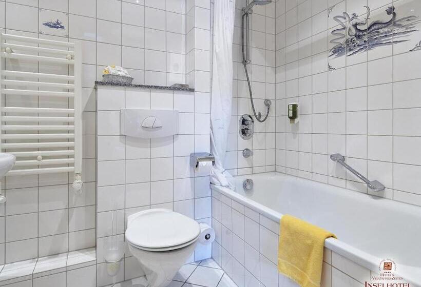 سوییت جونیور, Inselhotel Vierjahreszeiten