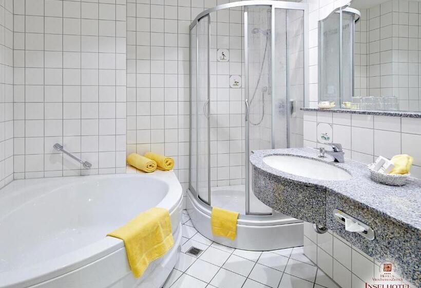 سوییت جونیور, Inselhotel Vierjahreszeiten