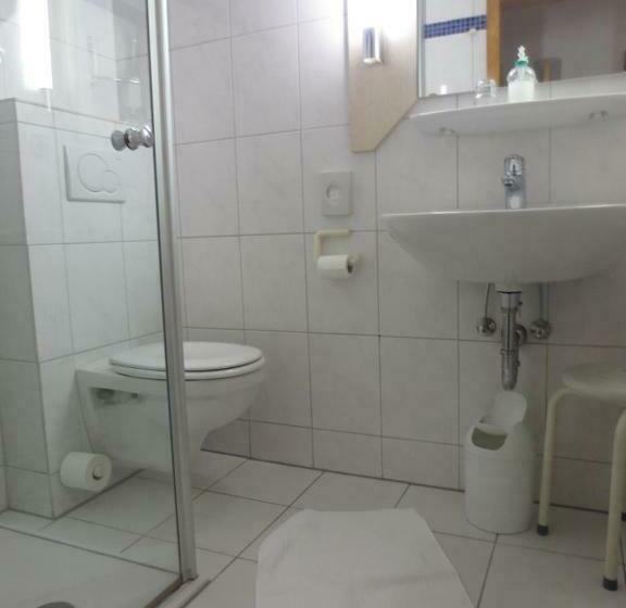 غرفة قياسية فردية, Parkhotel Goldlinde