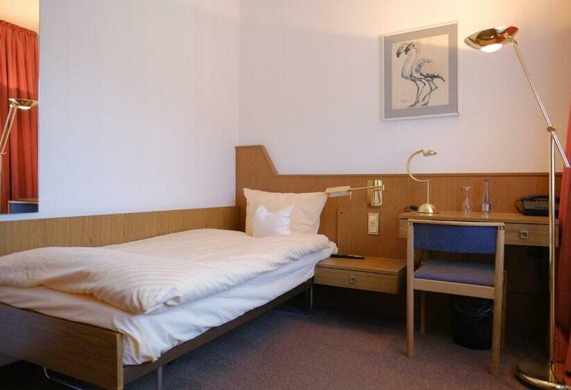غرفة قياسية فردية, Parkhotel Goldlinde