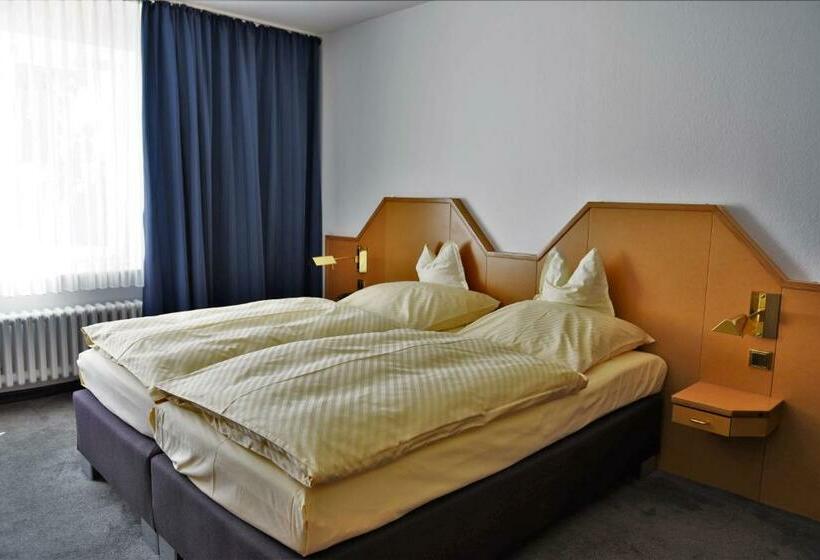 غرفة قياسية, Parkhotel Goldlinde