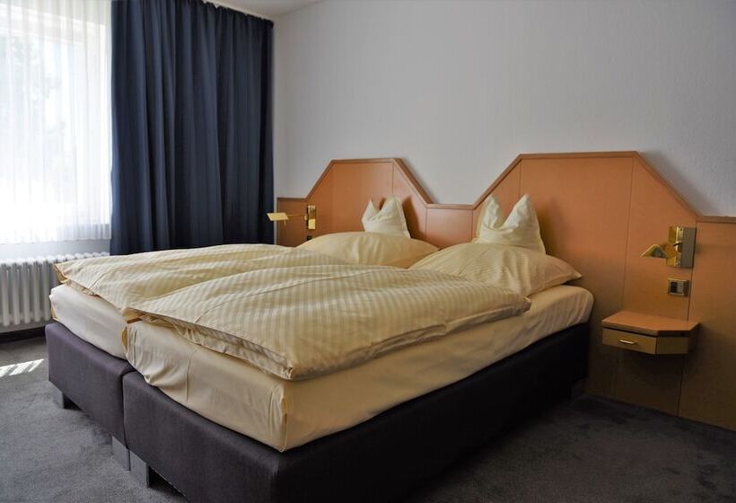 غرفة قياسية, Parkhotel Goldlinde