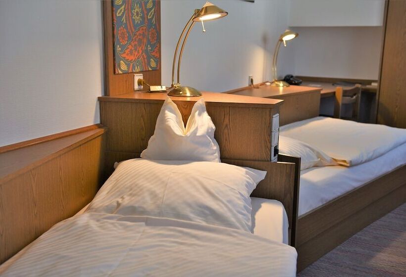Номер Стандарт, Parkhotel Goldlinde