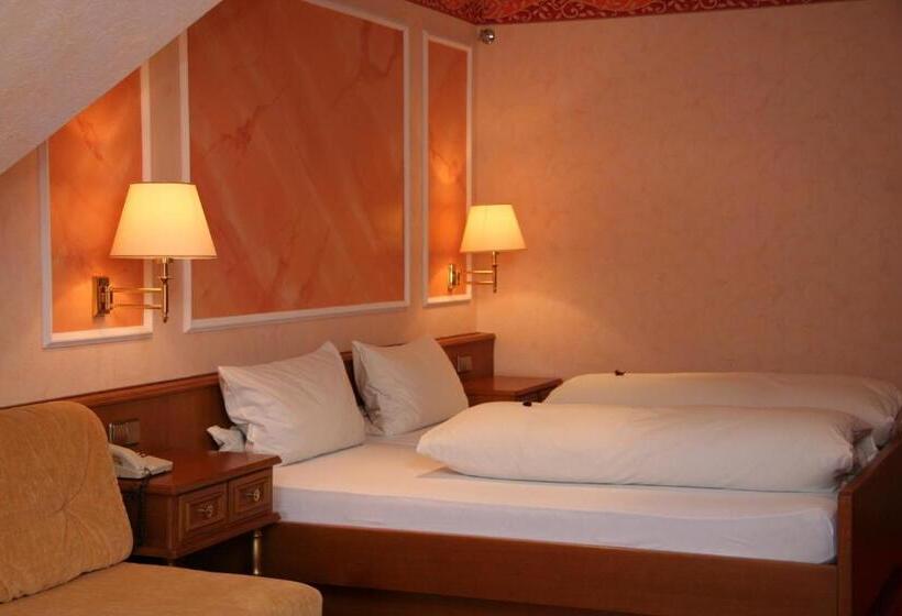 스탠다드 룸, Parkhotel Krone