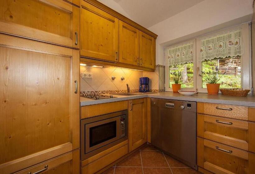 带阳台套房, Gästehaus Lärchenhang