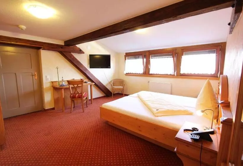 Standard Yhden Hengen Huone, Weinhotel / Gasthaus Zur Sonne