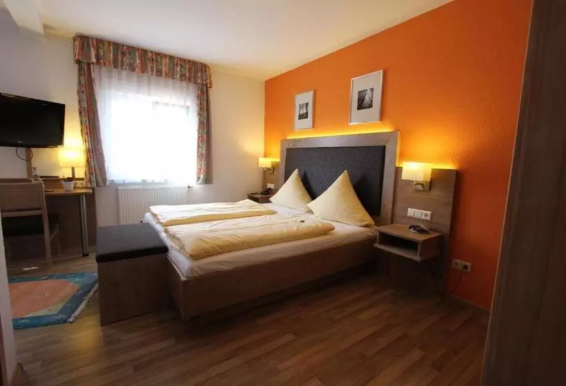 Standard-huone, Weinhotel / Gasthaus Zur Sonne