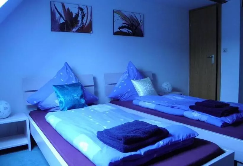 ベーシックトリプルルーム, Alb Hotel Schalksburg
