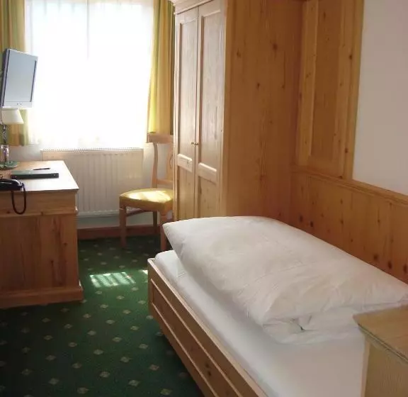 اتاق استاندارد یک نفره, Gasthof & Hotel Jägerwirt