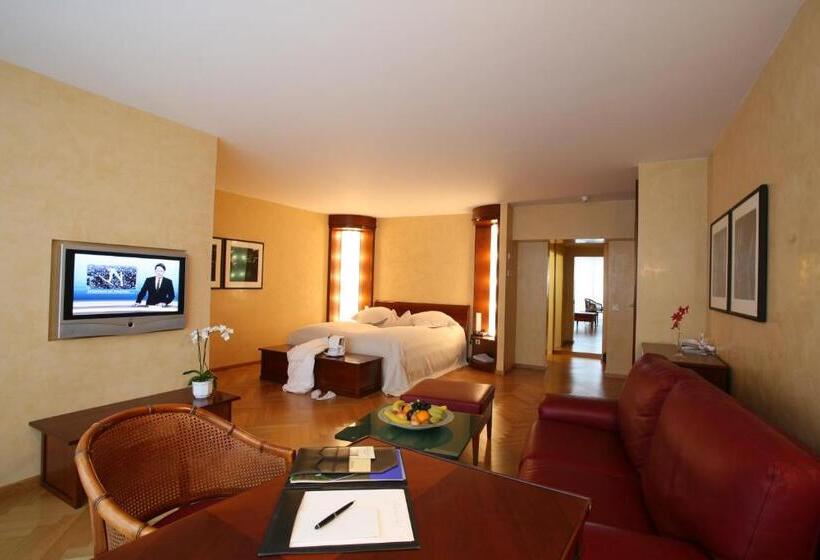 주니어 스위트, Allgaustern