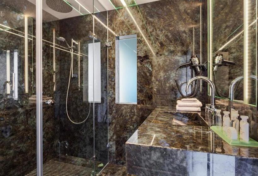 디럭스 스위트, Allgaustern