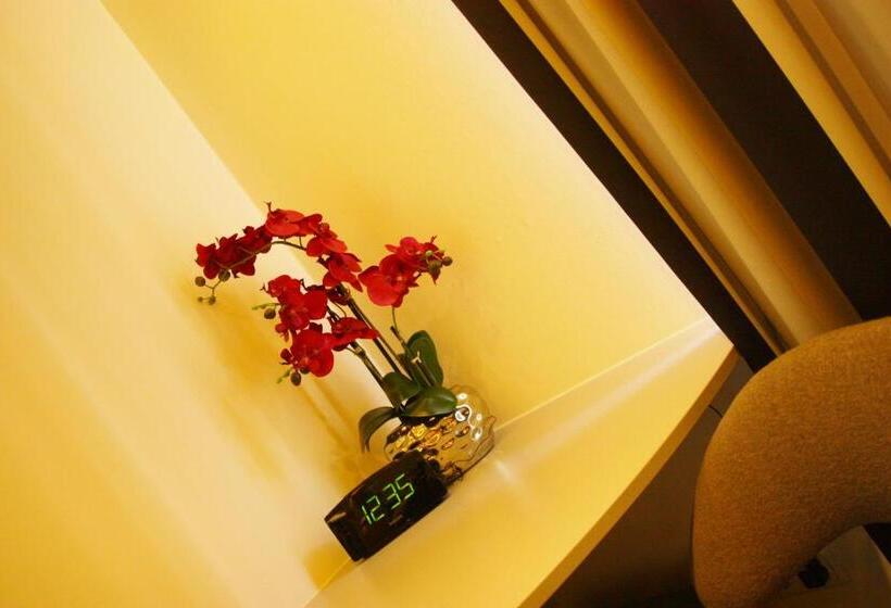 غرفة تنفيذية, Am Schloss