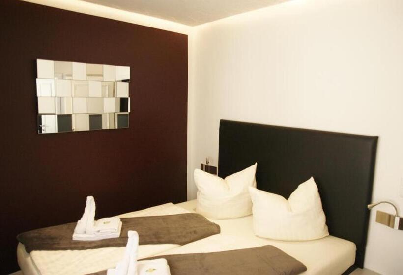 غرفة تنفيذية, Am Schloss