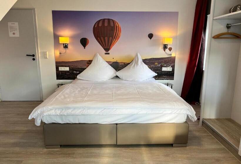 スタンダードルーム, Bitzer Backnang