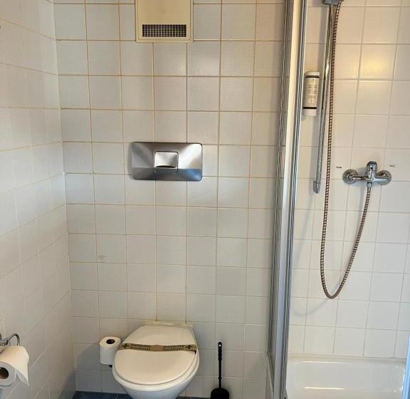 エコノミーシングルルーム, Bitzer Backnang