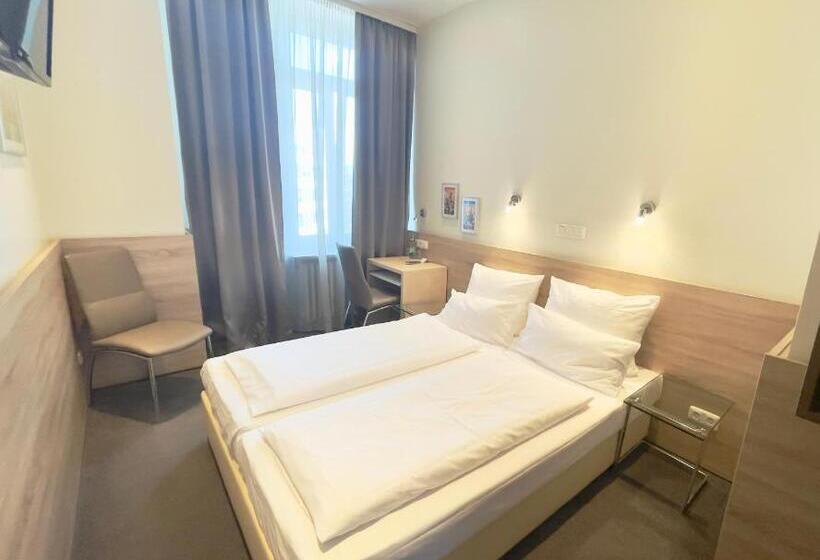 스탠다드 룸, Central