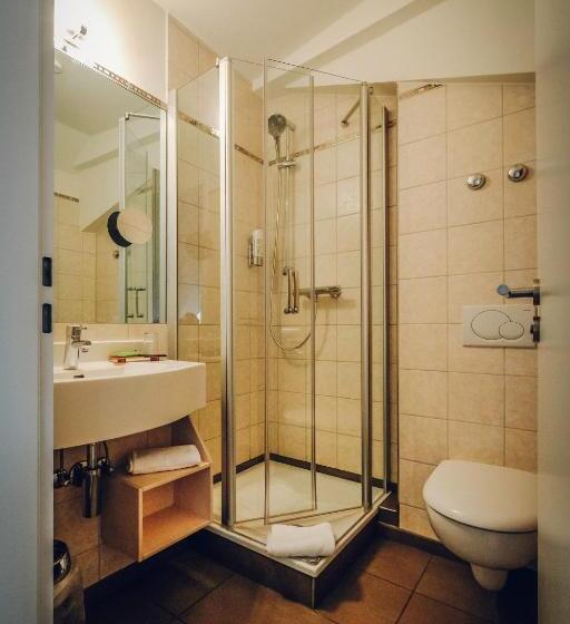 غرفة قياسية فردية, Europa