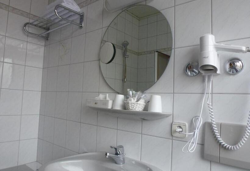 舒适型房间, Grüner Baum