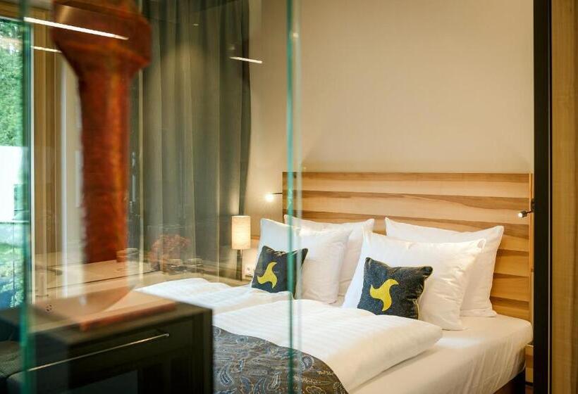 חדר סטנדרט עם מרפסת, Klosterhof – Alpine Hideaway & Spa