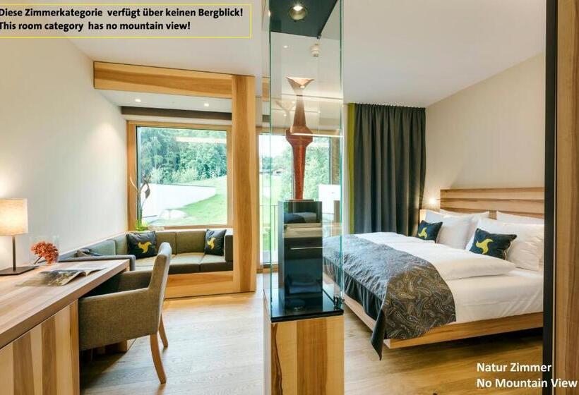 Номер Стандарт с Балконом, Klosterhof – Alpine Hideaway & Spa