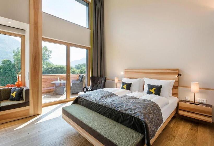 סוויטת ג'וניור נוף הרים, Klosterhof – Alpine Hideaway & Spa