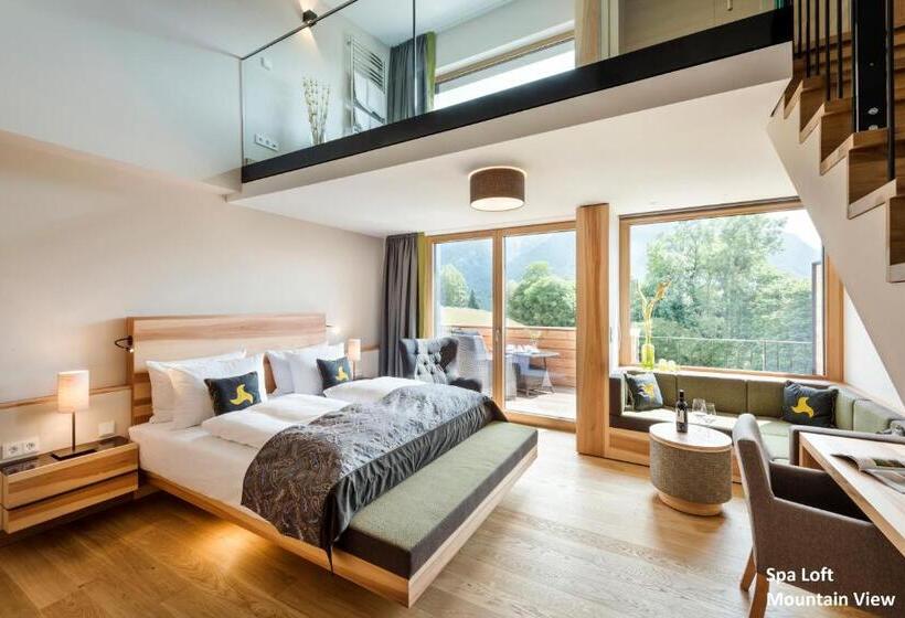 Люкс с гидромассажем, Klosterhof – Alpine Hideaway & Spa