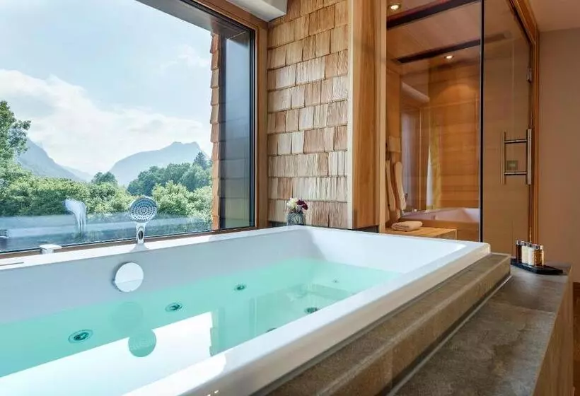 ハイドロマッサージバス付きスイート, Klosterhof – Alpine Hideaway & Spa