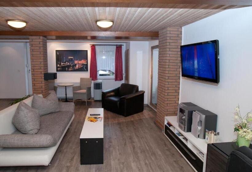 جناح جونيور, Landgasthaus Bonn