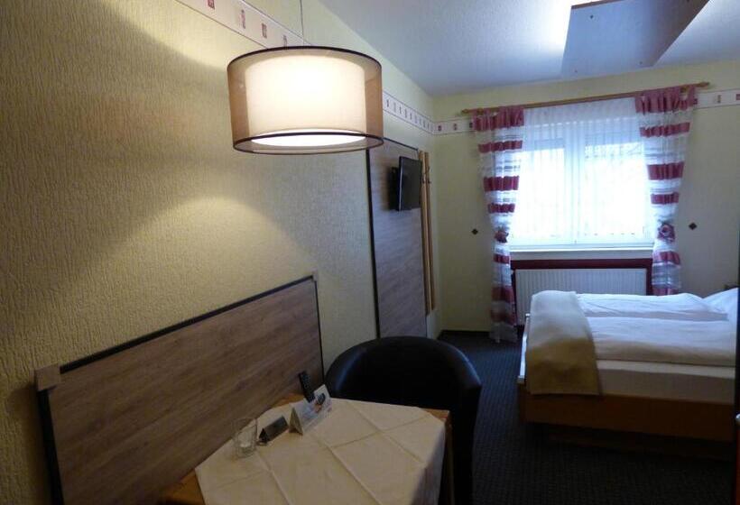 标准间, Nußknacker