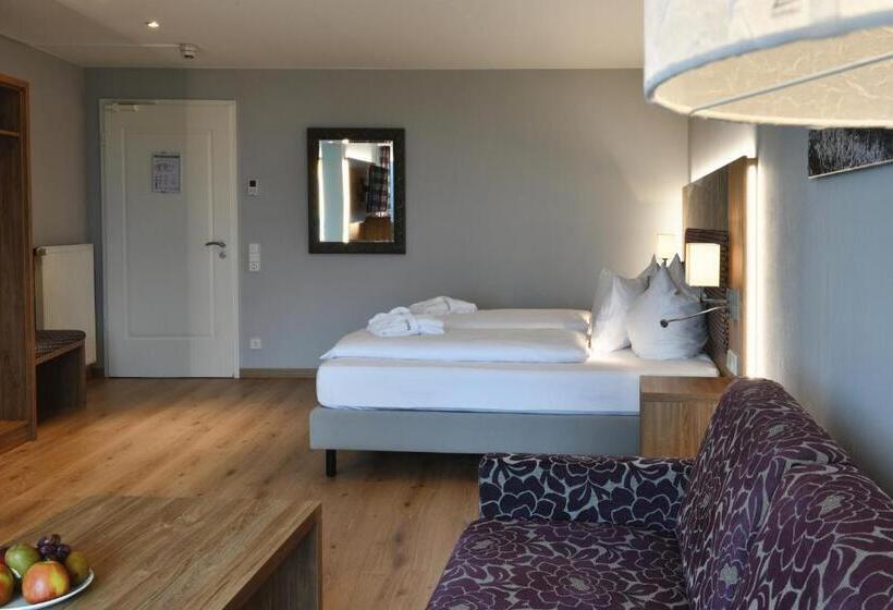 高级大房间, Rebenhof