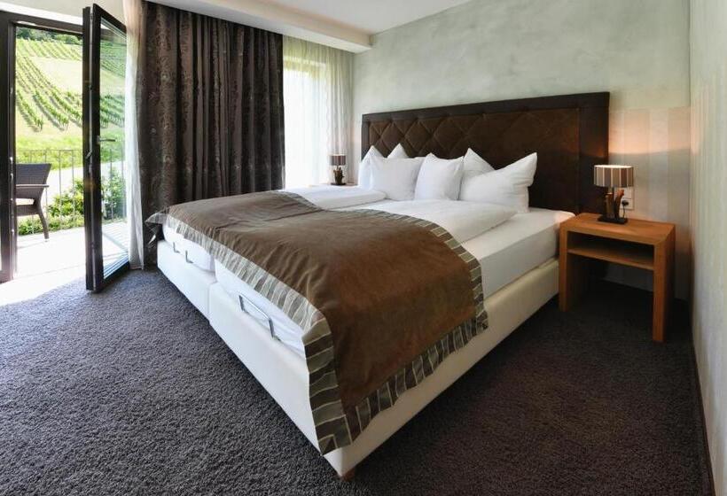 高级大房间, Rebenhof