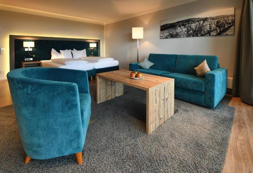 小型套房, Rebenhof