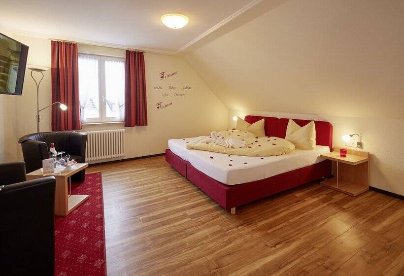 חדר קומפורט, Restaurant Lindenhof