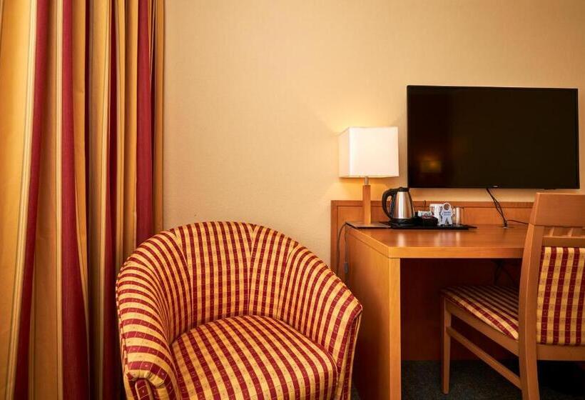 غرفة كومفورت فردية, Schwertfirm