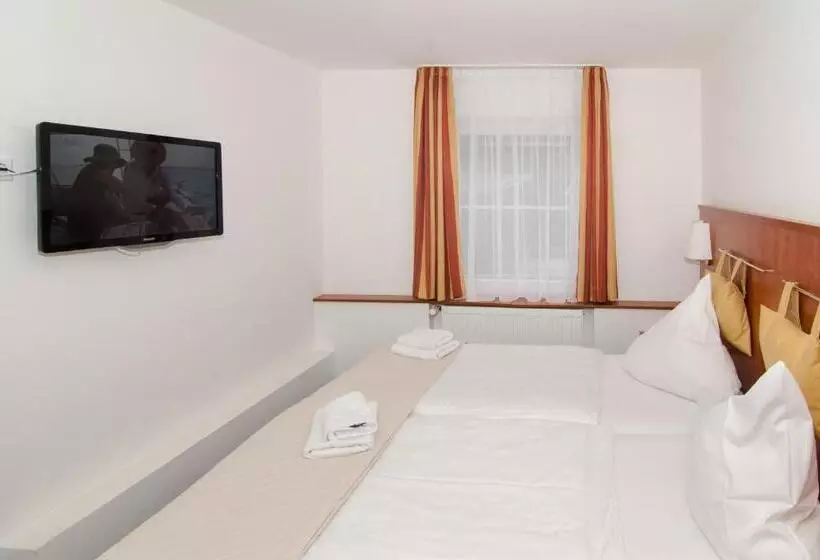 Standard Room, Restaurant Taormina
