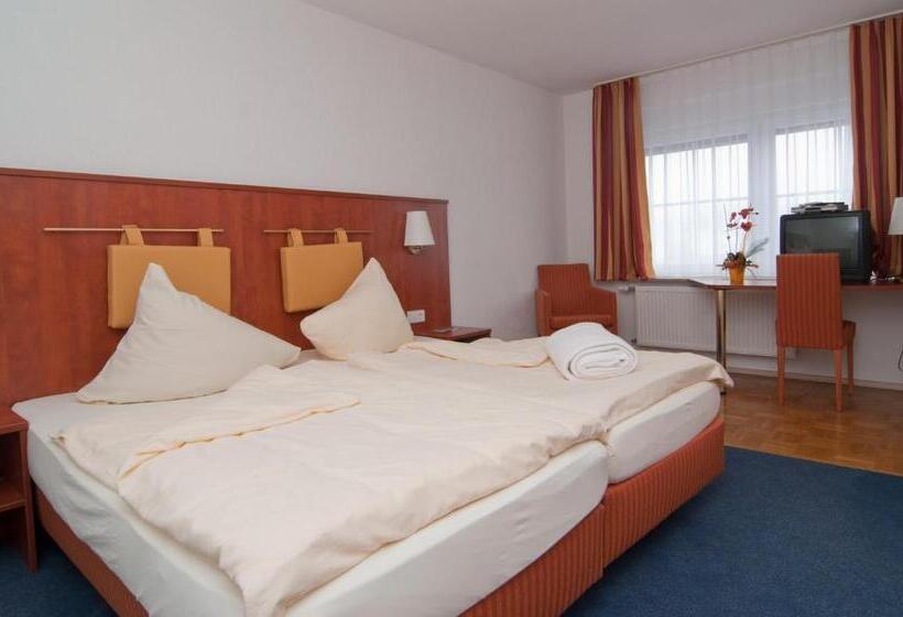 Номер Стандарт, Restaurant Taormina