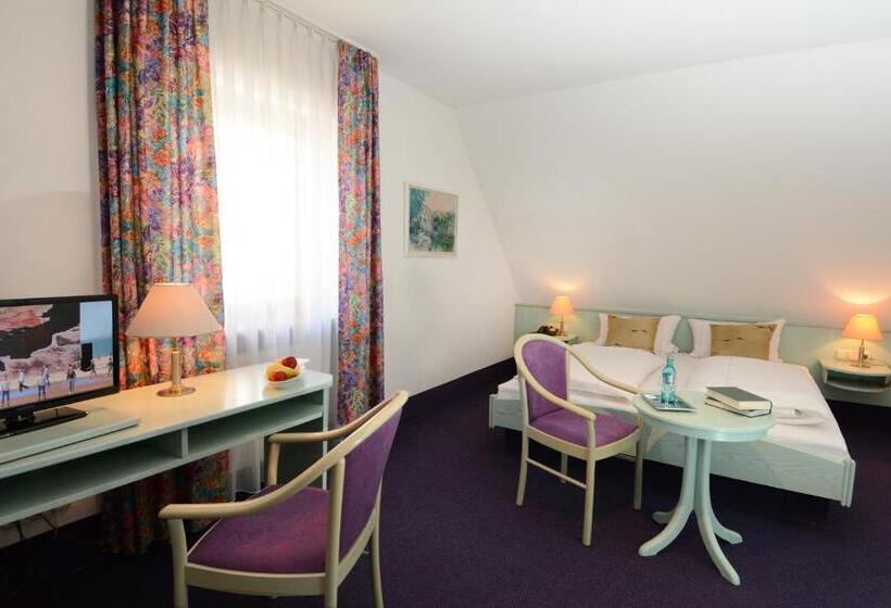 غرفة قياسية فردية, Weisses Lamm