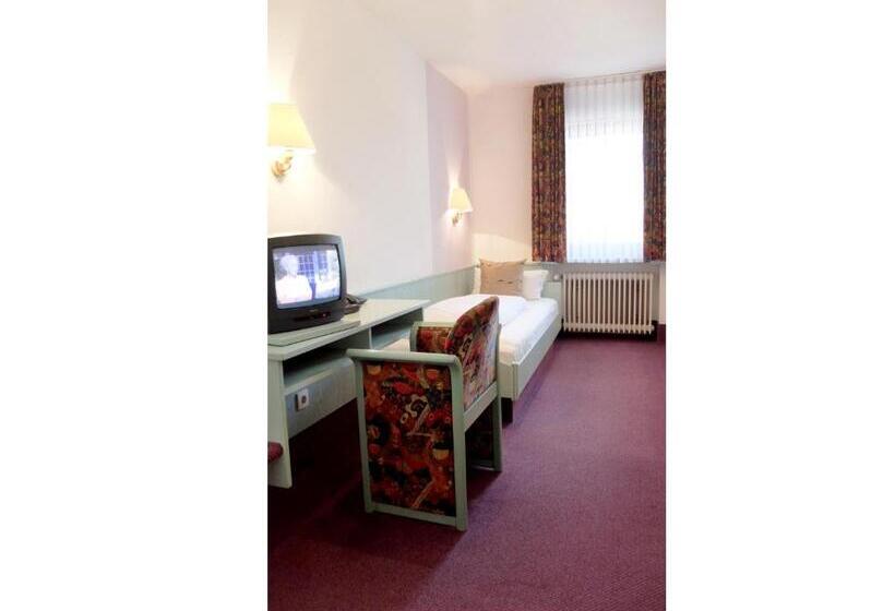 غرفة قياسية فردية, Weisses Lamm